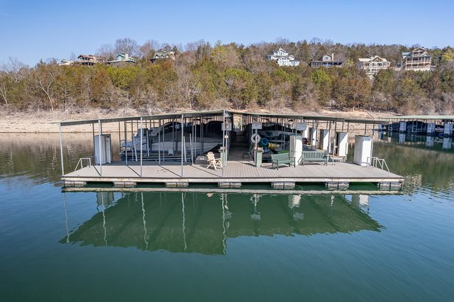 264 Crooked Lane, Blue Eye, MO 65611