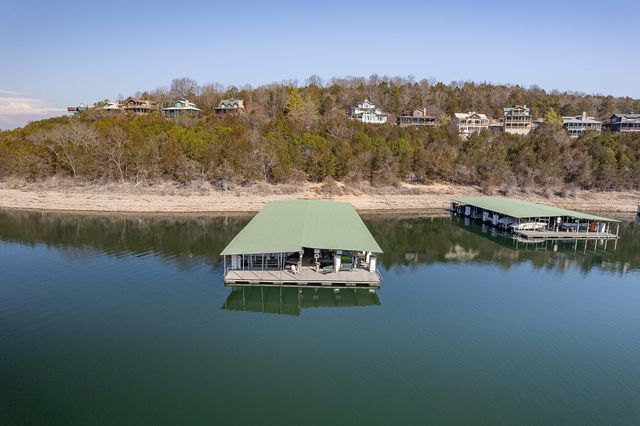 264 Crooked Lane, Blue Eye, MO 65611