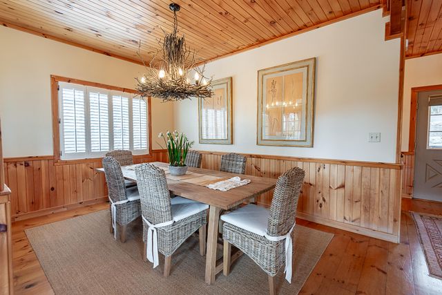 264 Crooked Lane, Blue Eye, MO 65611