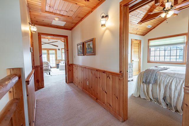 264 Crooked Lane, Blue Eye, MO 65611