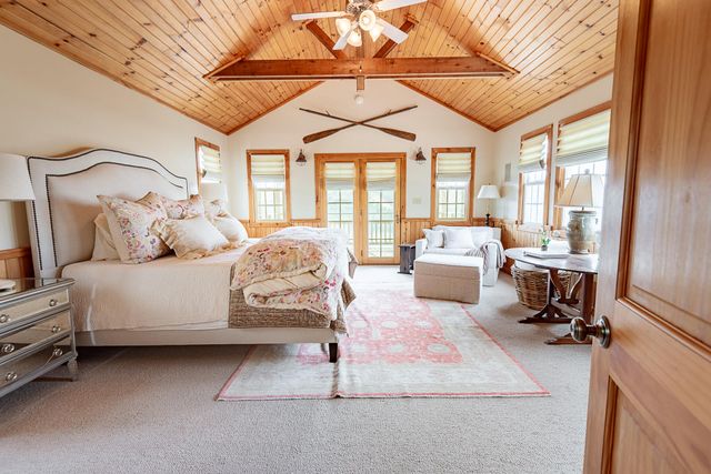 264 Crooked Lane, Blue Eye, MO 65611