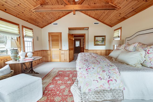 264 Crooked Lane, Blue Eye, MO 65611