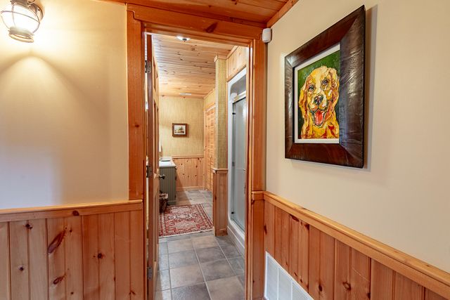 264 Crooked Lane, Blue Eye, MO 65611