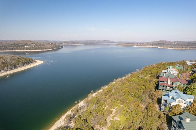 264 Crooked Lane, Blue Eye, MO 65611