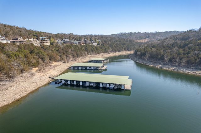 264 Crooked Lane, Blue Eye, MO 65611