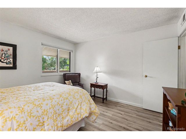 8335 Fairmount Dr 10-201, Denver, CO 80247