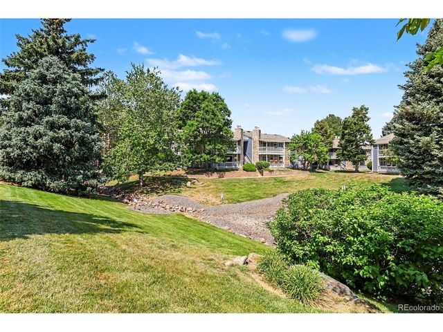 8335 Fairmount Dr 10-201, Denver, CO 80247