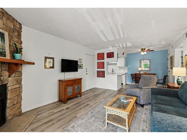 8335 Fairmount Dr 10-201, Denver, CO 80247