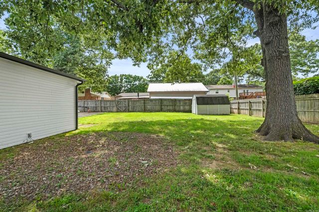 1505 Hawkwood Road, Sherwood, AR 72120