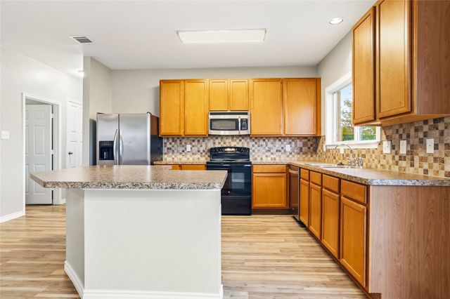 115 Franklin Court, Venus, TX 76084