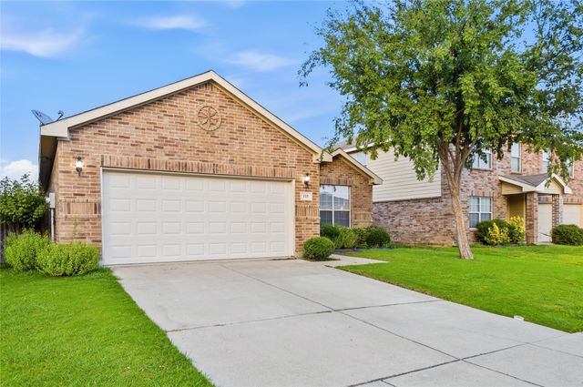 115 Franklin Court, Venus, TX 76084