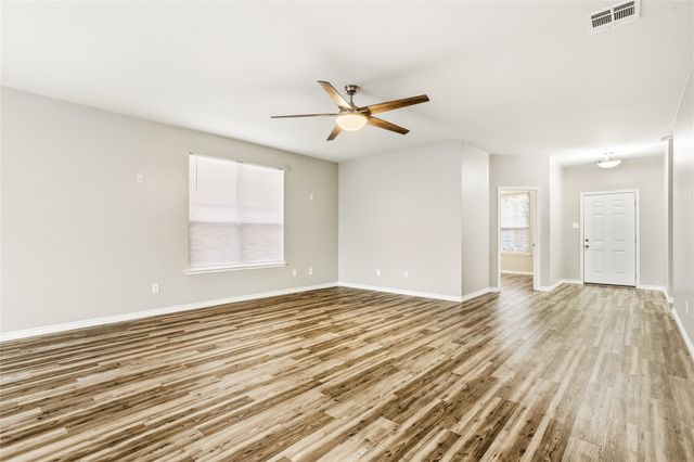 115 Franklin Court, Venus, TX 76084