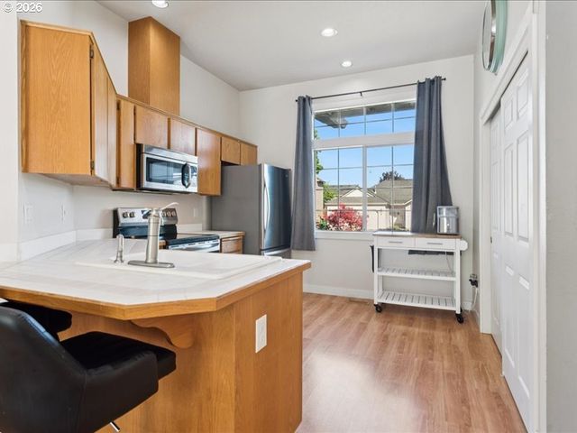 7889 Sw 172ND Pl, Beaverton, OR 97007