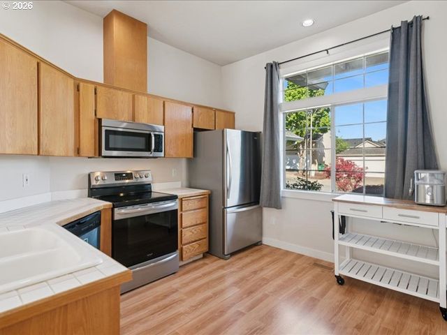 7889 Sw 172ND Pl, Beaverton, OR 97007