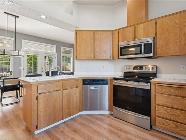 7889 Sw 172ND Pl, Beaverton, OR 97007