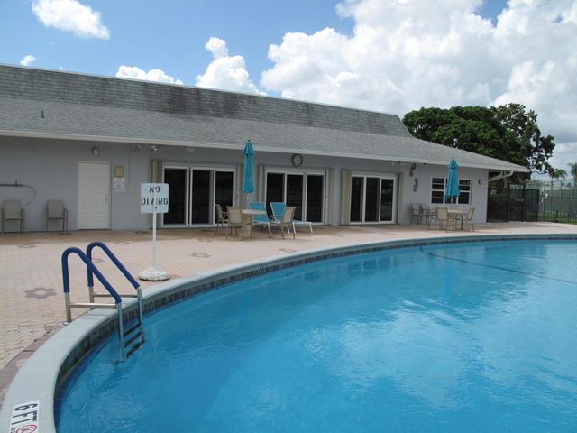 14549 Canalview Drive D, Delray Beach, FL 33484