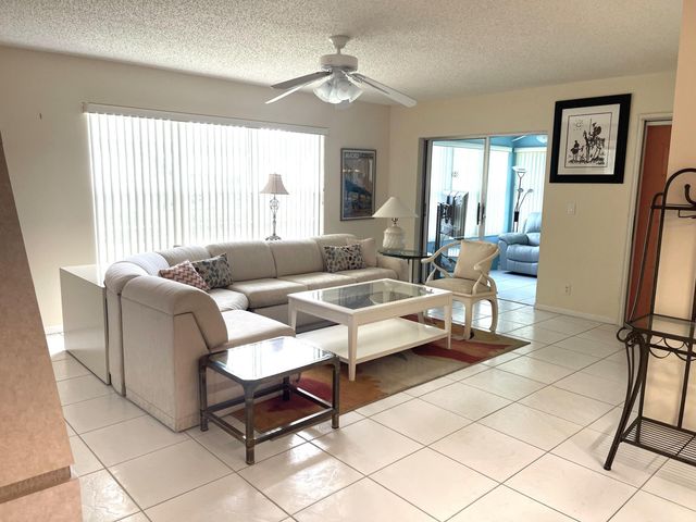 14549 Canalview Drive D, Delray Beach, FL 33484