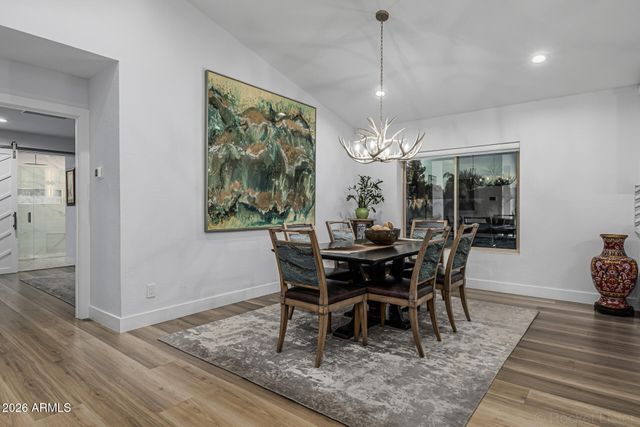 4132 W PARADISE Lane, Phoenix, AZ 85053