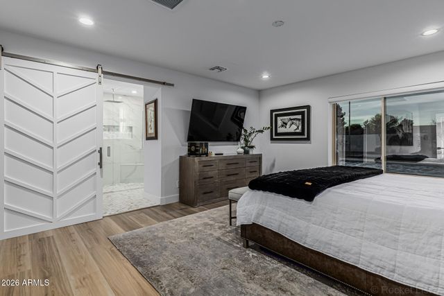 4132 W PARADISE Lane, Phoenix, AZ 85053