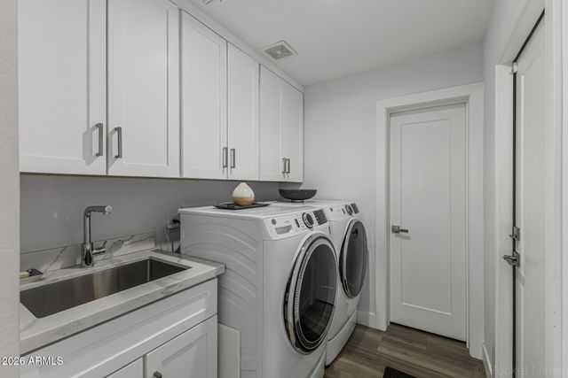 4132 W PARADISE Lane, Phoenix, AZ 85053