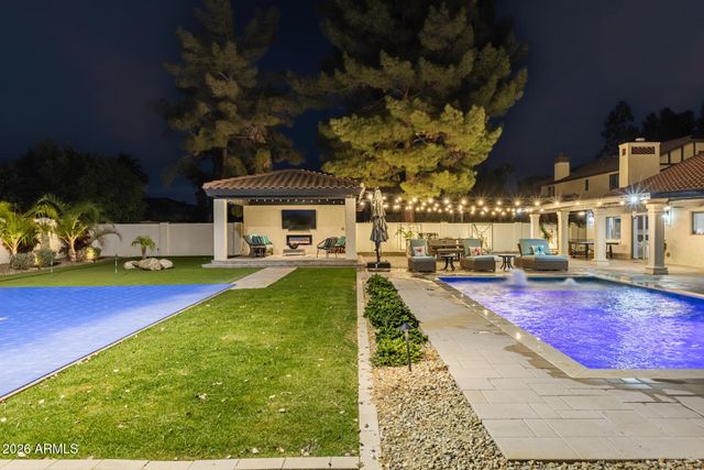 4132 W PARADISE Lane, Phoenix, AZ 85053