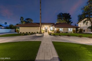 4132 W PARADISE Lane, Phoenix, AZ 85053