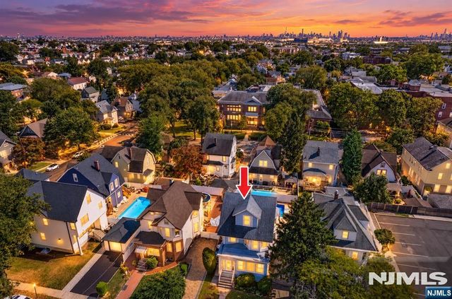 21 Hackett Place, Rutherford, NJ 07070