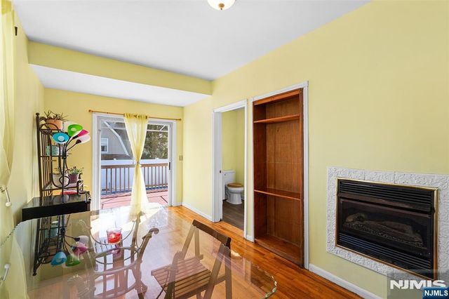 21 Hackett Place, Rutherford, NJ 07070