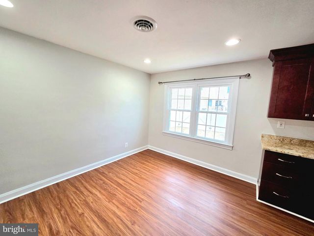 1 BROWNSHADE DR, Glen Burnie, MD 21061