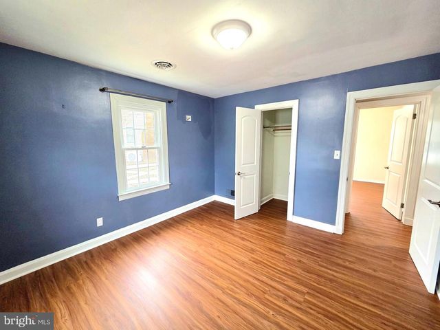 1 BROWNSHADE DR, Glen Burnie, MD 21061