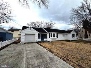 1 BROWNSHADE DR, Glen Burnie, MD 21061