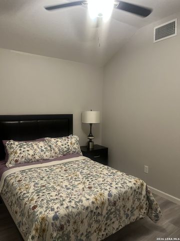 15326 Spring Dew, San Antonio, TX 78247