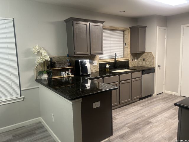 15326 Spring Dew, San Antonio, TX 78247