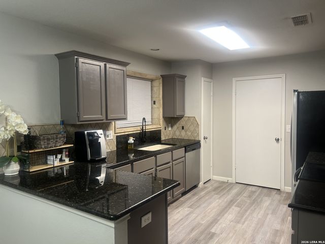 15326 Spring Dew, San Antonio, TX 78247