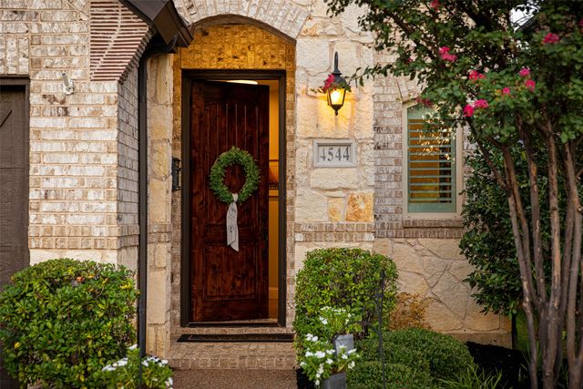 4544 Oriel Lane, Carrollton, TX 75010