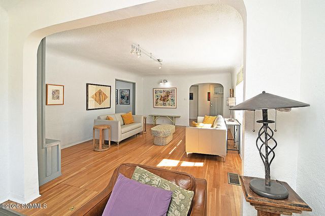 360 El Prado Avenue, Las Cruces, NM 88005