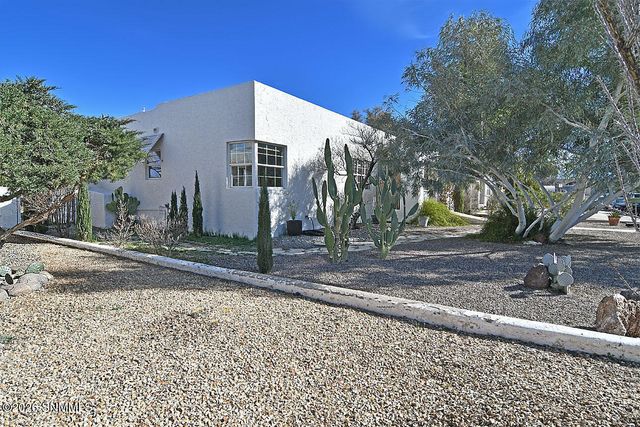 360 El Prado Avenue, Las Cruces, NM 88005
