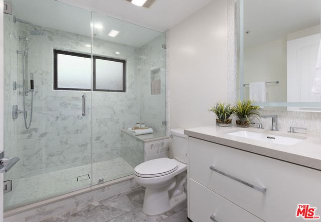 155 N Hamilton Drive 102, Beverly Hills, CA 90211