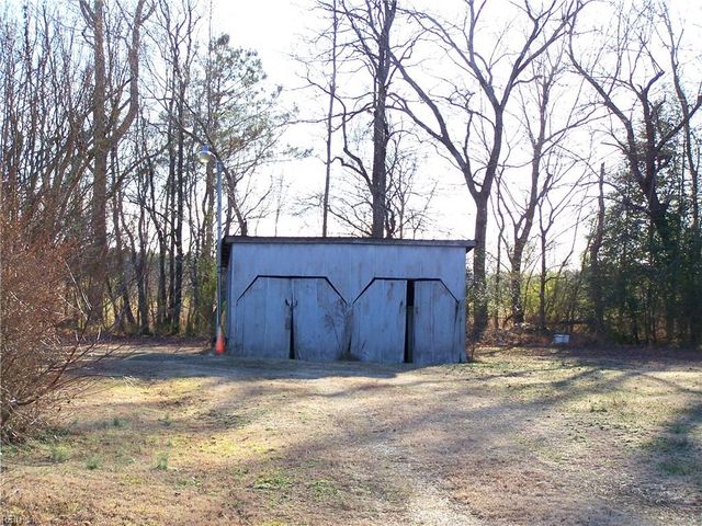 33416 Joyners Bridge RD, Franklin, VA 23851