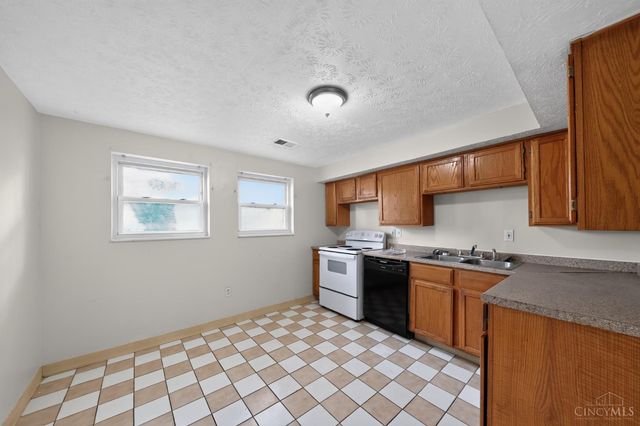 2743 Springdale Road, Colerain Twp, OH 45251