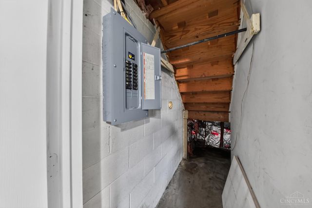 2743 Springdale Road, Colerain Twp, OH 45251