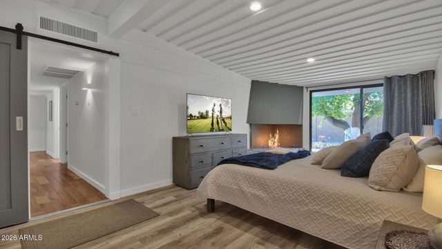 6929 E CHAPARRAL Road, Paradise Valley, AZ 85253