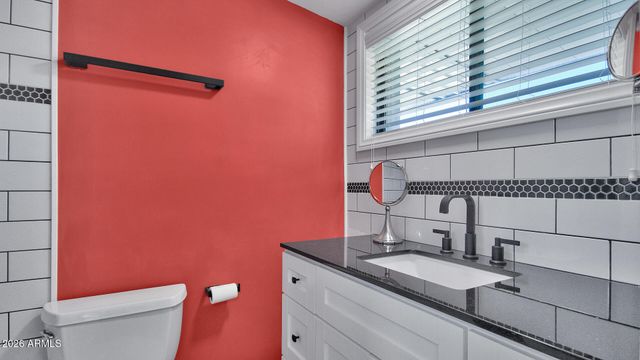 6929 E CHAPARRAL Road, Paradise Valley, AZ 85253