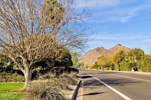 6929 E CHAPARRAL Road, Paradise Valley, AZ 85253