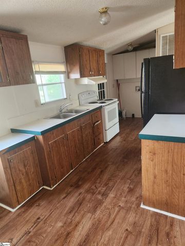 124 Saxon Drive, Piedmont, SC 29673