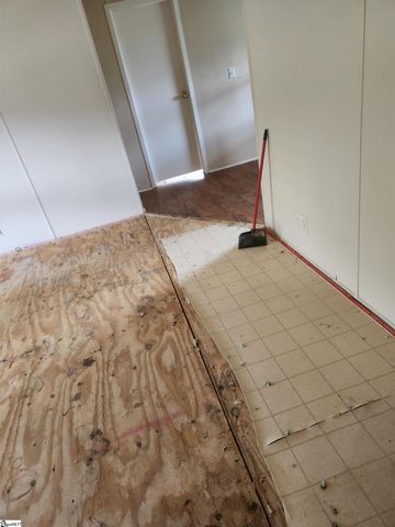 124 Saxon Drive, Piedmont, SC 29673