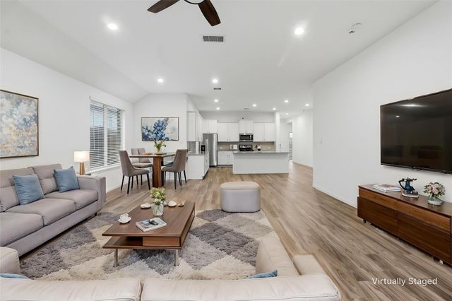 12084 Mystic Aqua Drive, Conroe, TX 77304