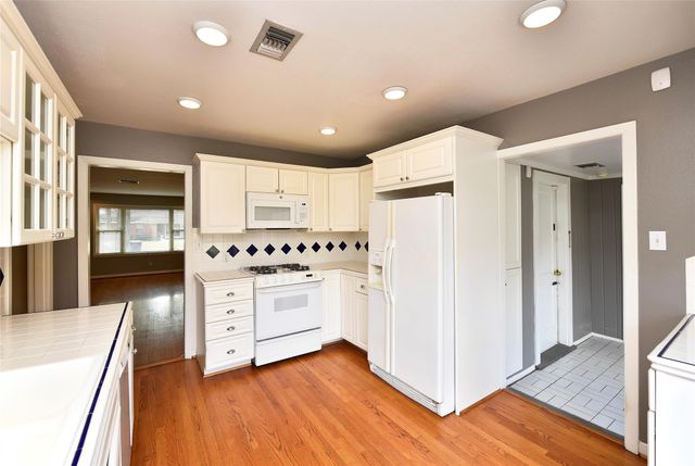 4410 De Milo Drive, Houston, TX 77092