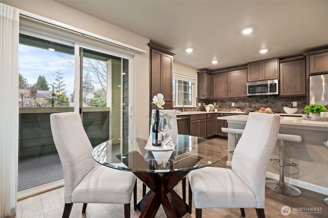 3221 SW Holly Street, Seattle, WA 98126