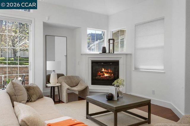 172 Sugarloaf Ct, Alamo, CA 94507